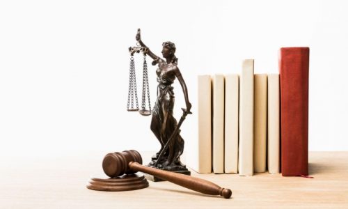 Avviso di giacenza atti giudiziari: come comportarsi